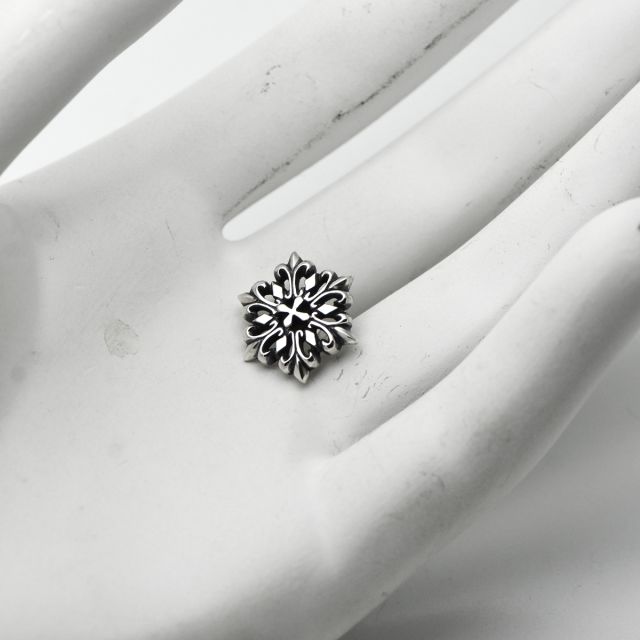 ≪cooldust≫- symbolic snow pierce -