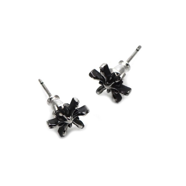 ≪cooldust≫- snowflake pierce -