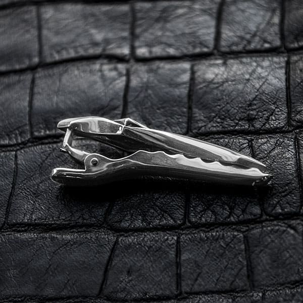 ≪DAgDART/ダグダート≫【Glass】オニキス×シルバーネクタイピン