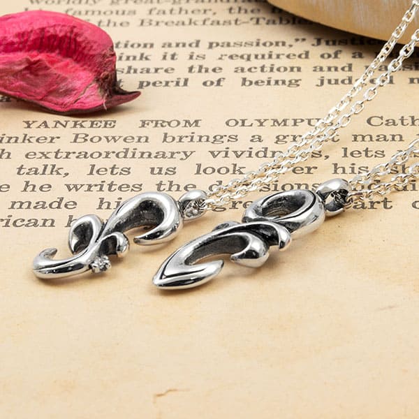 ≪DAgDART/ダグダート≫【ペア】選べる誕生石　アラベスク ストーン×シルバーペアペンダント