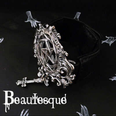 ≪Beautesque/ビュウテスク≫Devil Summoning-brace