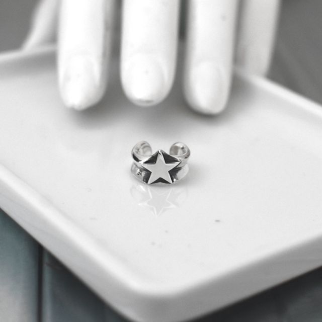≪cooldust≫star motif ear cuff 