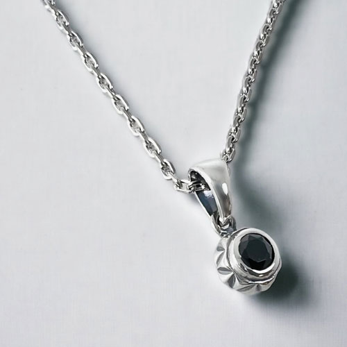 ≪FatimaDesign/ファティマデザイン≫デイスター・チャームペンダントBK (チェーン付)