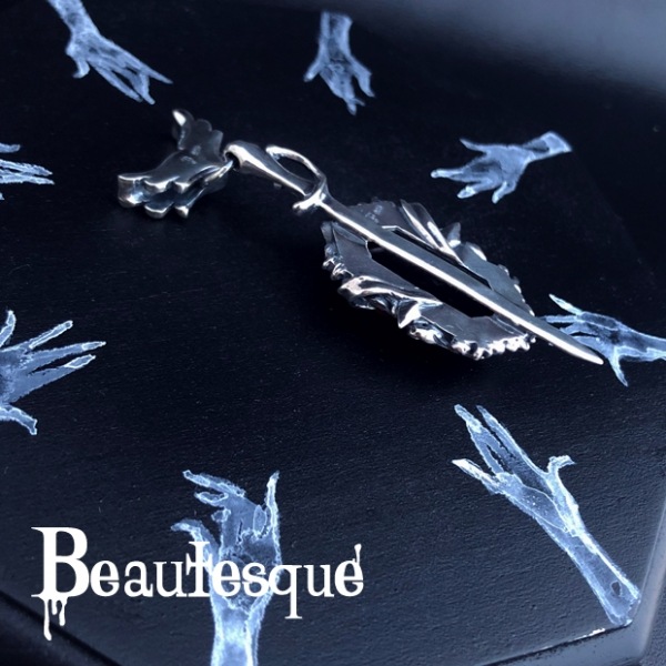 ≪Beautesque/ビュウテスク≫the Darkside-crystal/シルバーペンダント