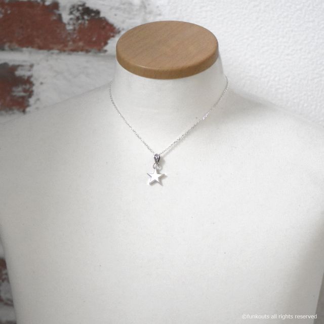 ≪cooldust≫- star motif pendant -