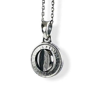 ≪AQUA SILVER/アクアシルバー≫幸せのシックスペンスコイン・リボルブネックレス