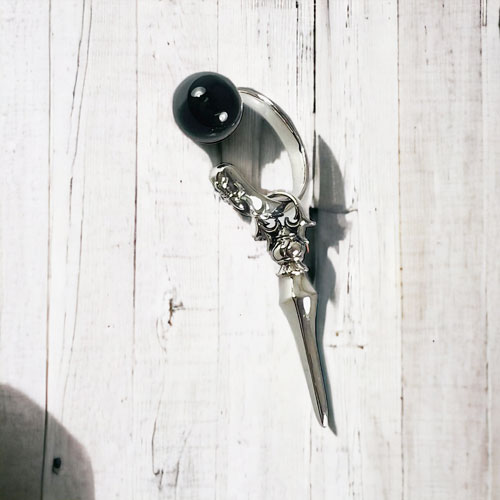 ≪Artemis Kings/アルテミスキングス≫オニキススピアーイヤーカフ