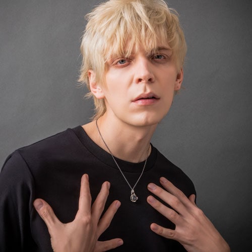 ≪Artemis Kings/アルテミスキングス≫オーバルクラウンペンダントラブラドライト