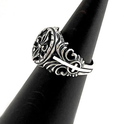 ≪Beautesque/ビュウテスク≫Dark Knight ring/シルバーリング　