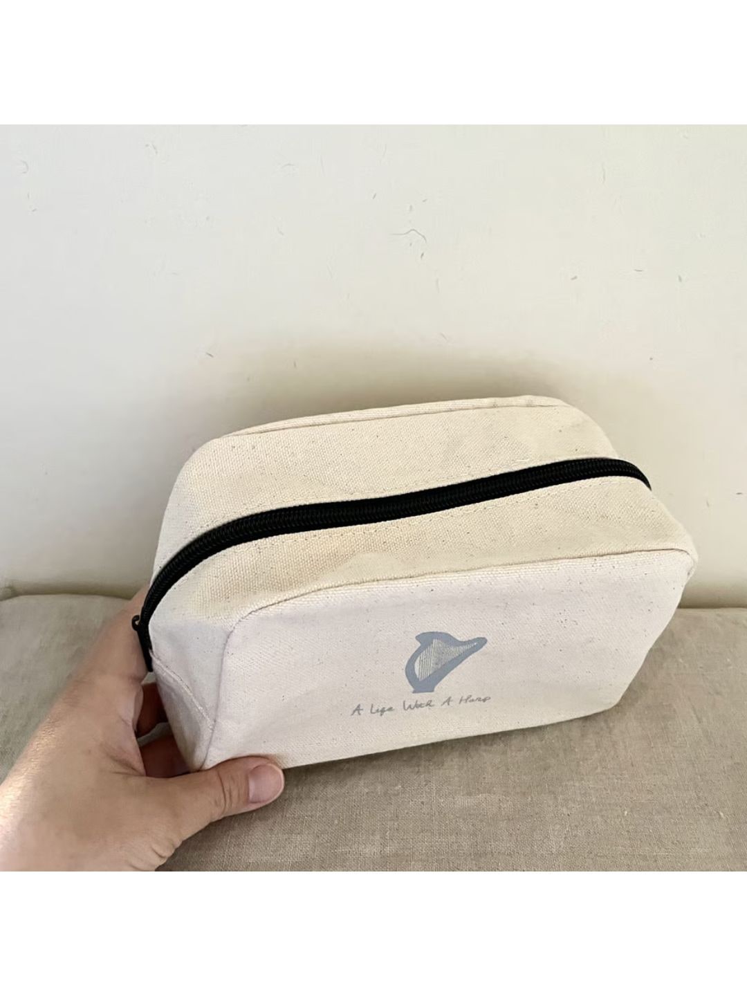 モノトーンキャンパスポーチ | 銀座十字屋オンラインショップ