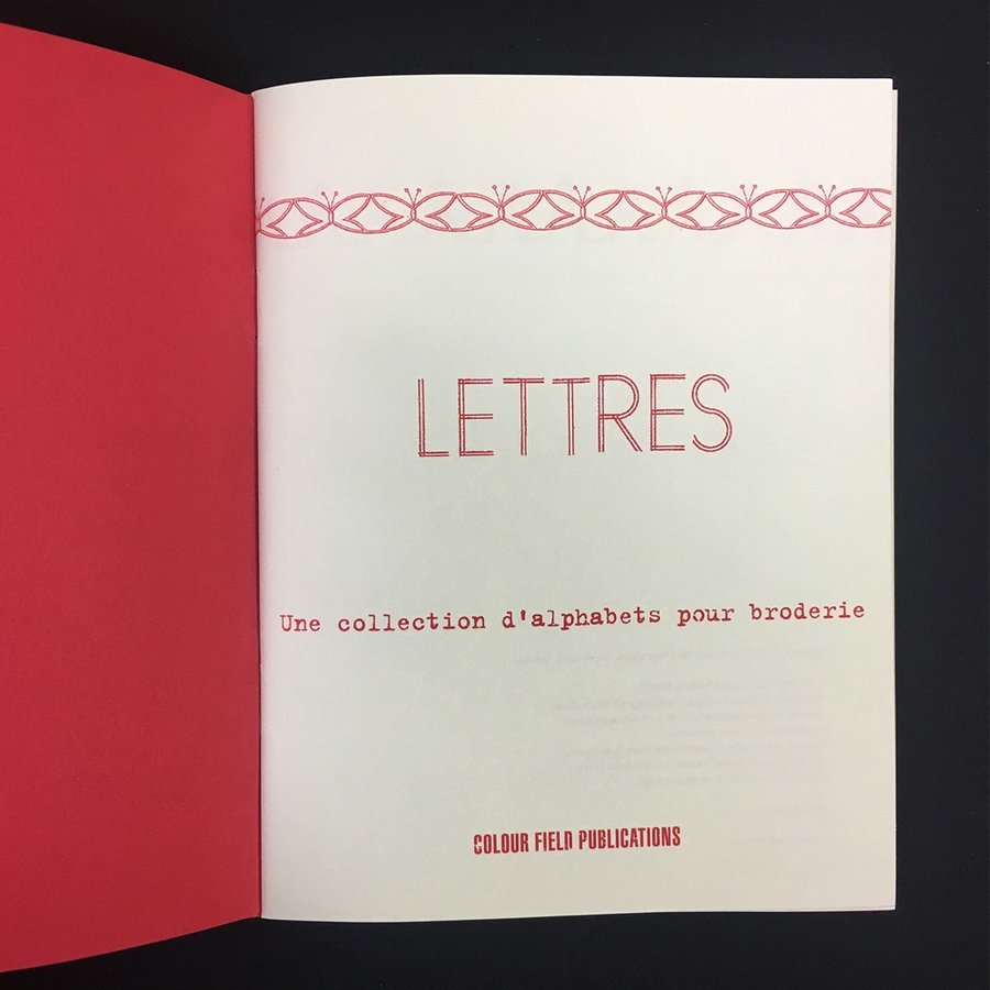 廃番・販売終了]319-00020 マイイニシャルブック3 レターズ | 刺繍