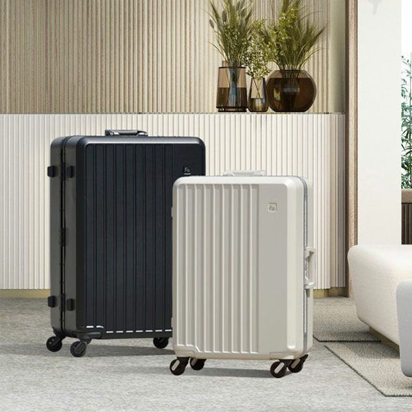 tiaraブリキのケース取手付き フリクエンター FREQUENTER スーツケース LIEVE リエーヴェ 90L 4輪