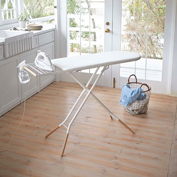 アイロン➕アイロン台 スタンド式アイロン台 トスカ Tosca 山崎実業 折りたたみ スタンド