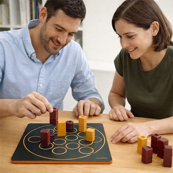 ギガミック Gigamic クアルト QUARTO ボードゲーム GCQA 3.421271