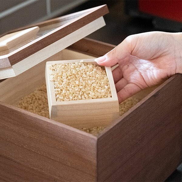 桐米びつ30キロ用柿渋塗り　まゆみ 桐米びつ30キロ用柿渋塗り まゆみ 楽天市場】塗料 柿渋（米びつ