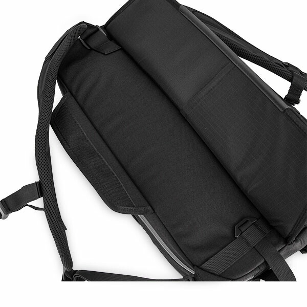 �֥�å�����С� BLACK EMBER ����ɥ� 26L SHADOW 26 ���å� �ɿ� ���� �Хå��ѥå� ��� ��ǥ����� �̶� �ӥ��ͥ� ��ĥ ι�� 80001 �֥�å� JET BLACK ��