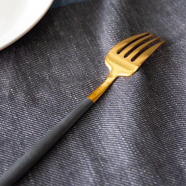 �����ݡ��� Cutipol GOA ���� �ǥ��ʡ��ե����� ���졼�ߥ������ Dinner fork Grey Gold ���ƥ�쥹 ���ȥ�꡼ ��