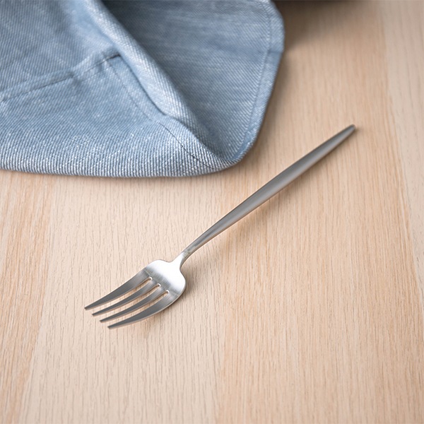 Cutipol �����ݡ��� MOON MATT �ࡼ��ޥå� Dinner fork �ǥ��ʡ��ե����� Silver ����С� ���ȥ�꡼ 5609881790205 MO04F ������ ��