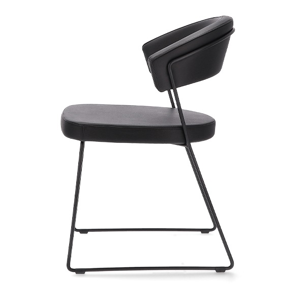 カリガリス Calligaris ダイニングチェア 2脚セット ニューヨーク