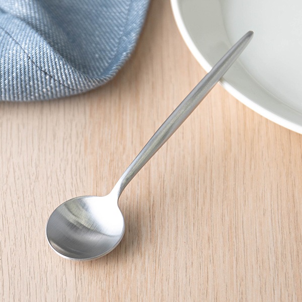 Cutipol �����ݡ��� MOON MATT �ࡼ��ޥå� Coffee spoon �����ҡ����ס��� Silver ����С� ���ȥ�꡼ MO11F ������ ��