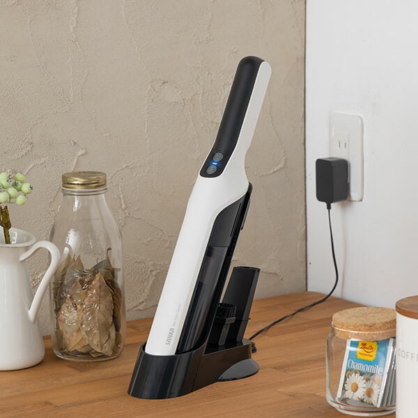 サンカ　掃除機 スリムスティッククリーナー [充電式/ダストボックス式 /コードレス]　SSC-401 ホワイト サンカ SANKA 掃除機 充電式スリムスティッククリーナー SSC-401