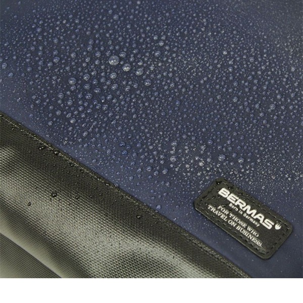 �С��ޥ� BERMAS �ӥ��ͥ����å� �ӥ��ͥ��Хå� BIAS LITE 3WAY�Хå� �Х������饤�� �����С��ʥ����� 60355 �� ���Ф� �Ż��� �̶� ���ե��� �����奢�� ��� PC��Ǽ �Хå��ѥå� ��