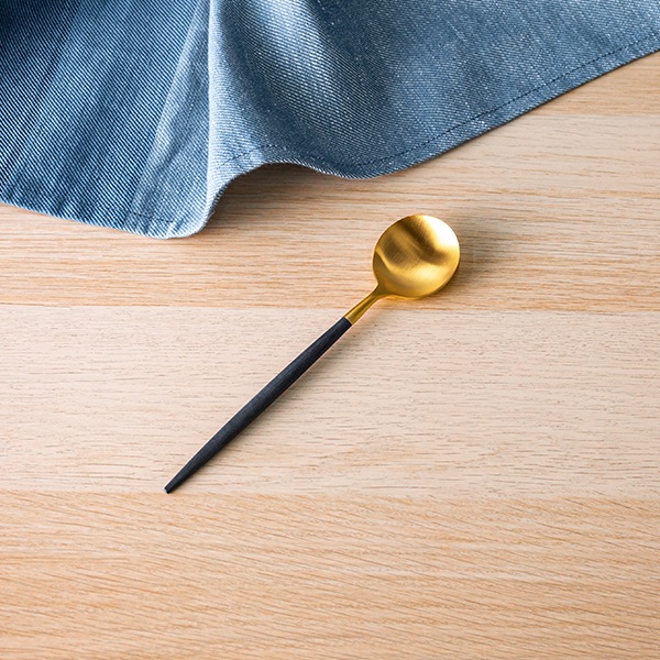 �����ݡ��� Cutipol GOA ���� �ǥ����ȥ��ס��� �֥�å��ߥ������ Dessert spoon Black ���ȥ�꡼ GO08G ������ ��