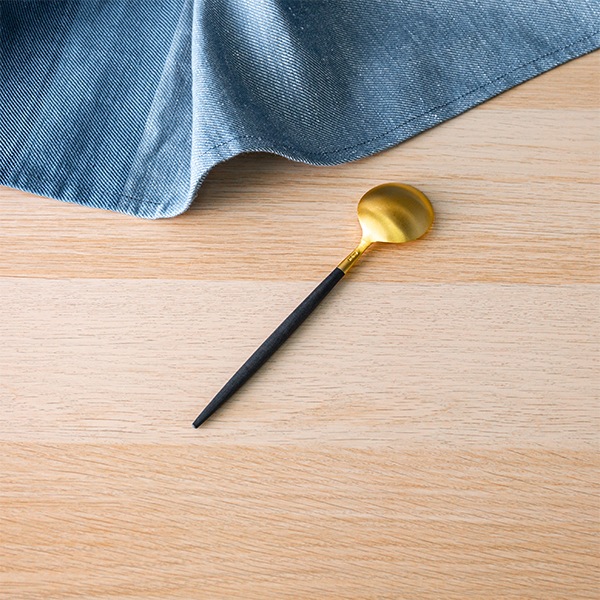 �����ݡ��� Cutipol GOA ���� �ǥ����ȥ��ס��� �֥�å��ߥ������ Dessert spoon Black ���ȥ�꡼ GO08G ������ ��
