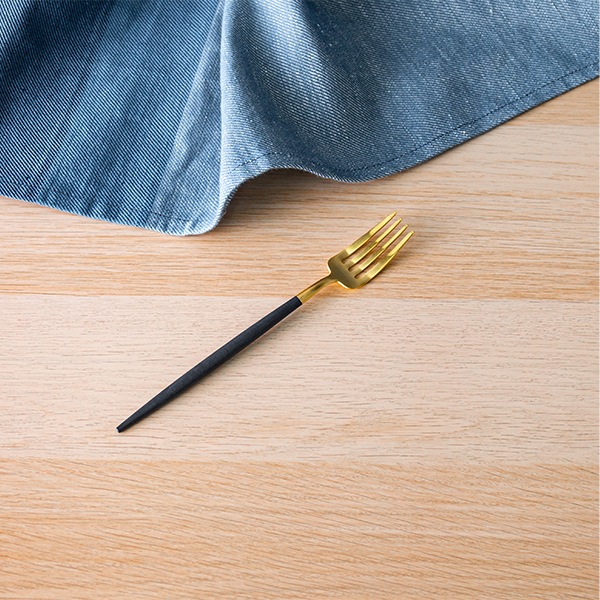 �����ݡ��� Cutipol GOA ���� �ǥ����ȥե����� �֥�å��ߥ������ Dessert fork Black ���ȥ�꡼ GO07G ������ ��