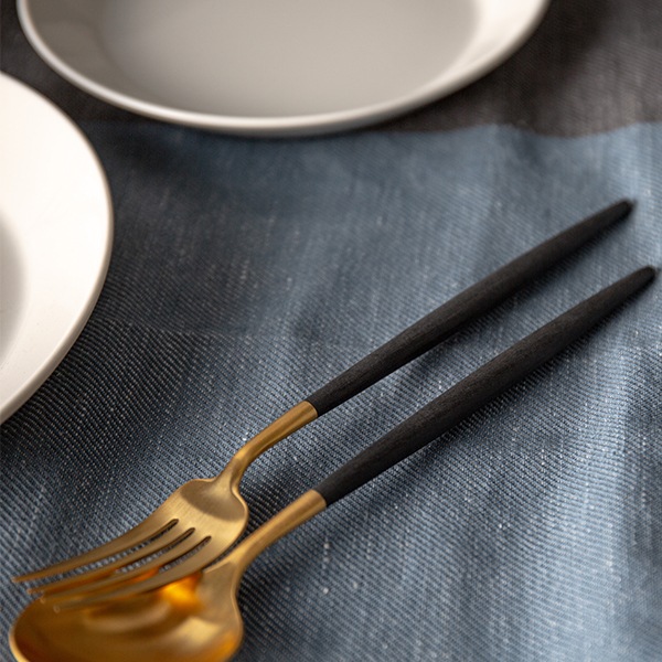 �����ݡ��� Cutipol GOA ���� �ǥ��ʡ��ե����� �֥�å��ߥ������ Dinner fork Black ���ȥ�꡼ ������ ��