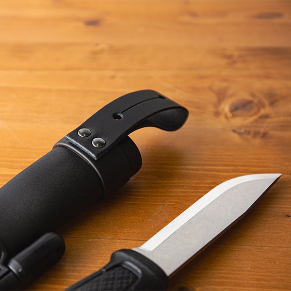 Tokyo Camp Moraknivナイフ＆キャンプグローブセット モーラナイフブランドストア「MORAKNIV TOKYO 2024」 | 株式会社