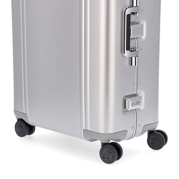 ゼロハリバートン　アルミ　キャリーケース 楽天市場】ノベルティ付 【正規品10年保証】 ゼロハリバートン スーツ