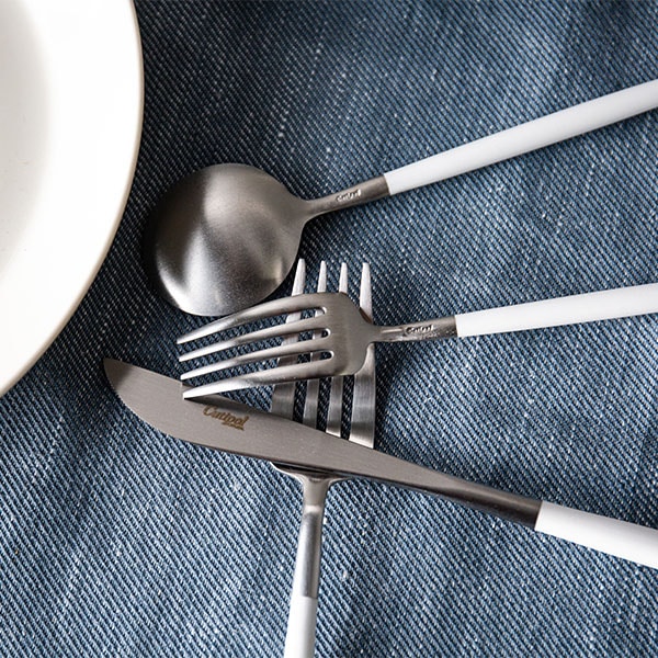 �����ݡ��� Cutipol GOA ���� �ǥ��ʡ��ʥ��� �ۥ磻�� Dinner knife White ���ȥ�꡼ GO03W ������ ��