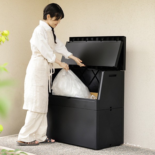 ソロウ SOLOW 出し入れがスムーズな屋外ストッカー 250L 大容量 屋外
