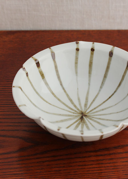 九谷青窯 五寸輪花鉢（鉄絵木賊）｜九谷焼のうつわ｜和食器通販