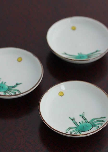 横浜焼(輸出用磁器)　錦竜軒(山下 民松)作　道具図　中皿 横浜焼(輸出用磁器) 錦竜軒(山下 民松)作 道具図 中皿 横浜焼(輸出用