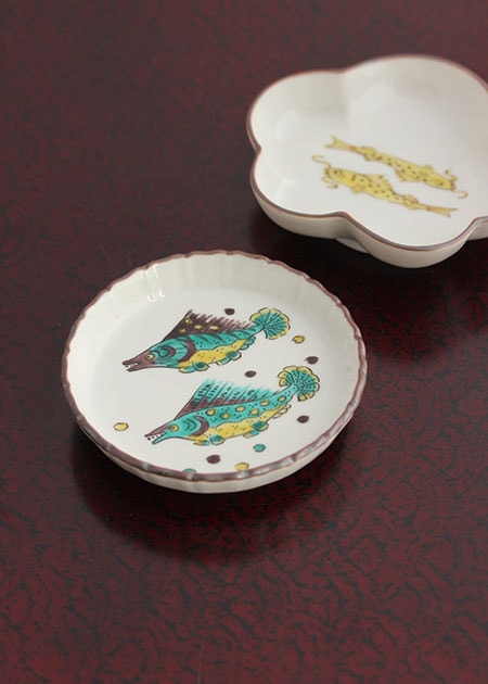 九谷美陶園 三寸皿（双魚文様）｜九谷焼のうつわ｜和食器通販 じろや