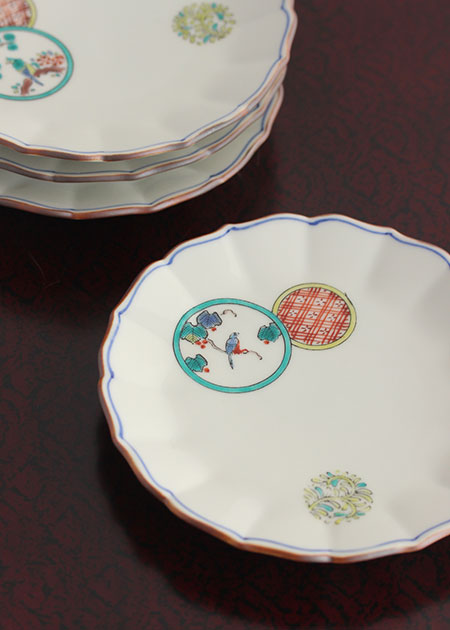明治大正期　九谷焼　細密花鳥文四寸皿　五客揃い 丸紋花鳥 絵変わり取皿（五客セット）／宮本泰山堂(みやもとたい