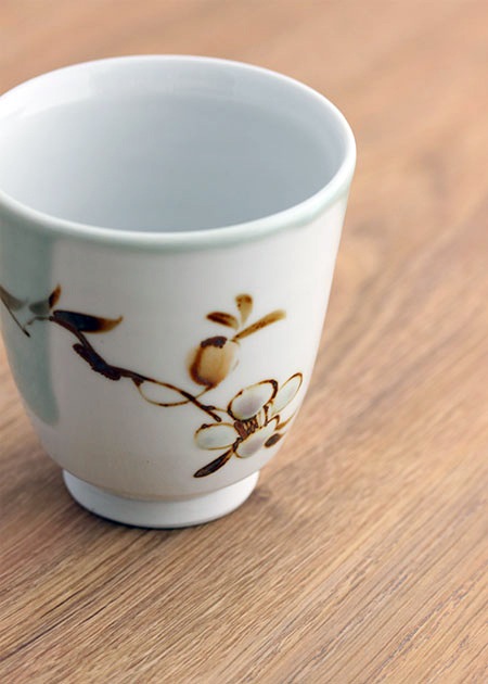 長谷川塑人 湯呑（鉄絵銅彩／A）｜九谷焼のうつわ｜和食器通販 じろや