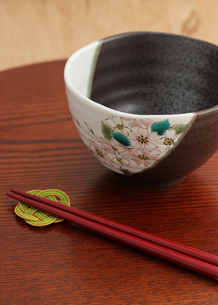 色絵九谷 遊 小丼（桜）｜九谷焼のうつわ｜和食器通販 じろや