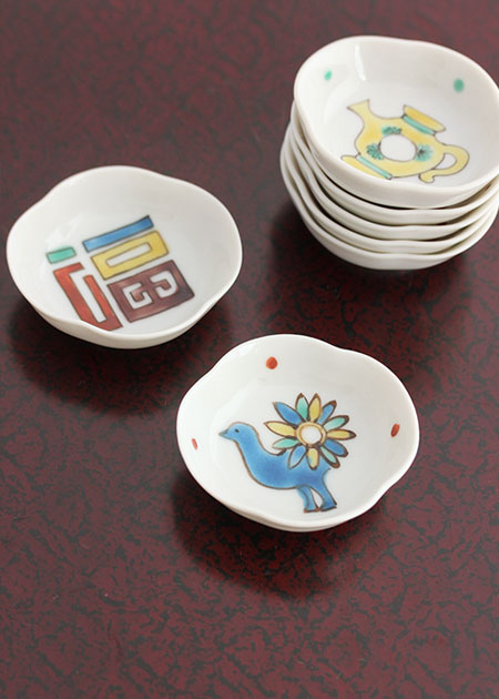 茶托　磁器　色絵　木瓜形　大日本幹山製 茶托 磁器 色絵 木瓜形 大日本幹山製 九谷美陶園 木瓜豆