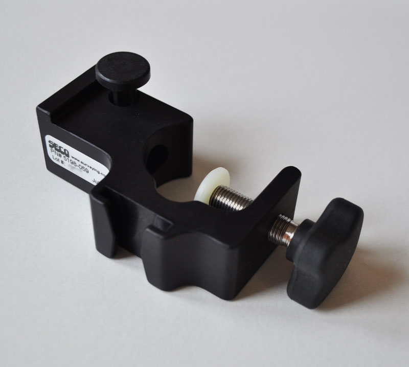 [ò]POLE BRACKET ASSY [5198-059]