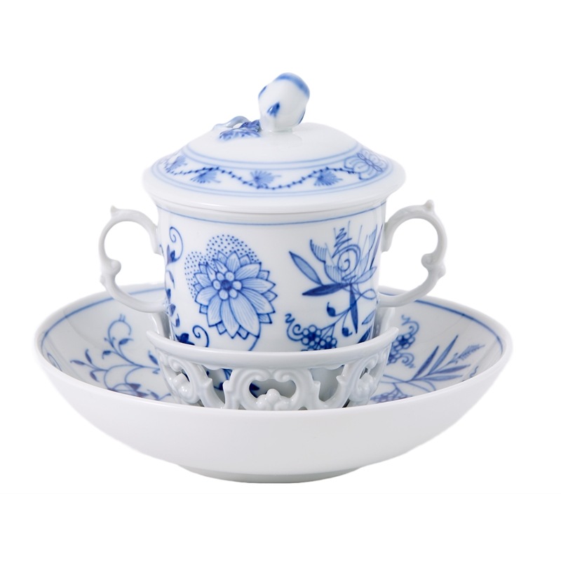 マイセン ブルーオニオン チョコレートカップ＆ソーサー 800101