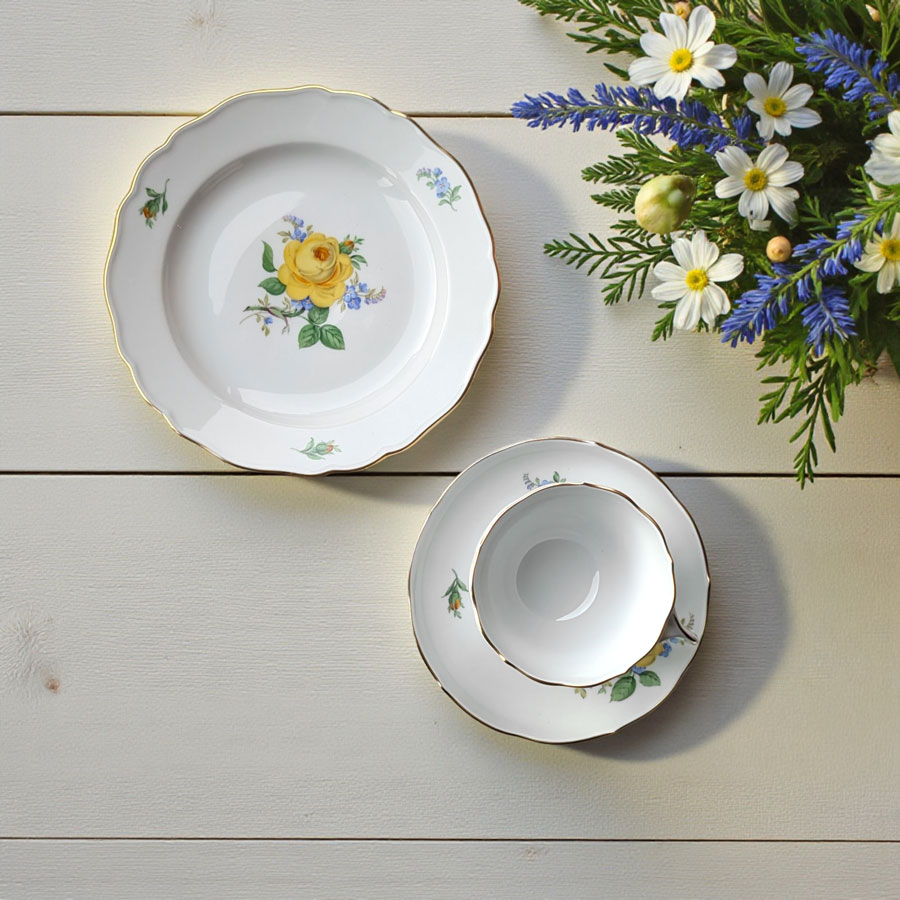 マイセン 「黄色いバラと忘れな草」ティーカップ＆ソーサー 020910