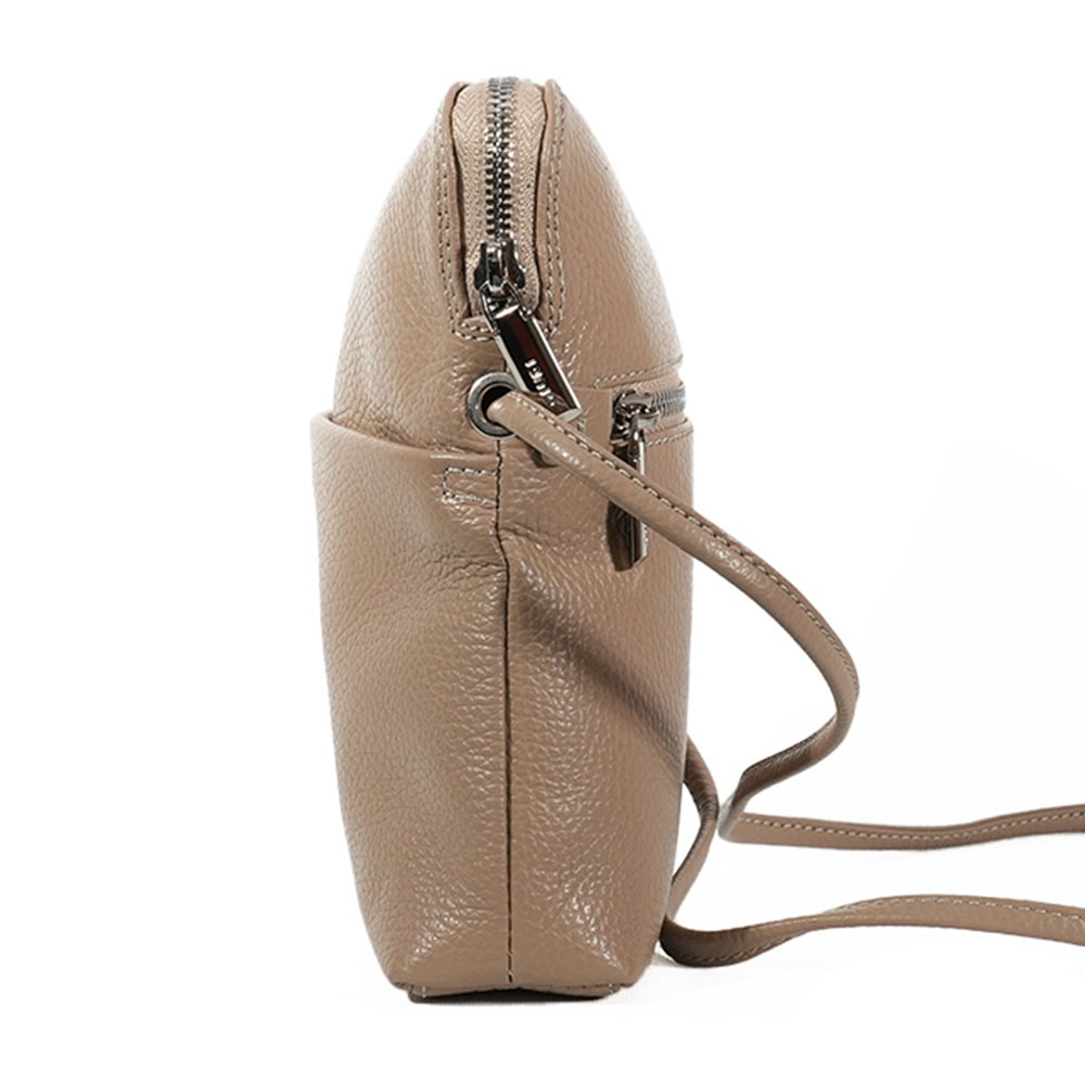 GIUDI ギウディ【極美品】オールレザー リュック バックパック GIUDI ギウディ【極美品】オールレザー リュック バックパック