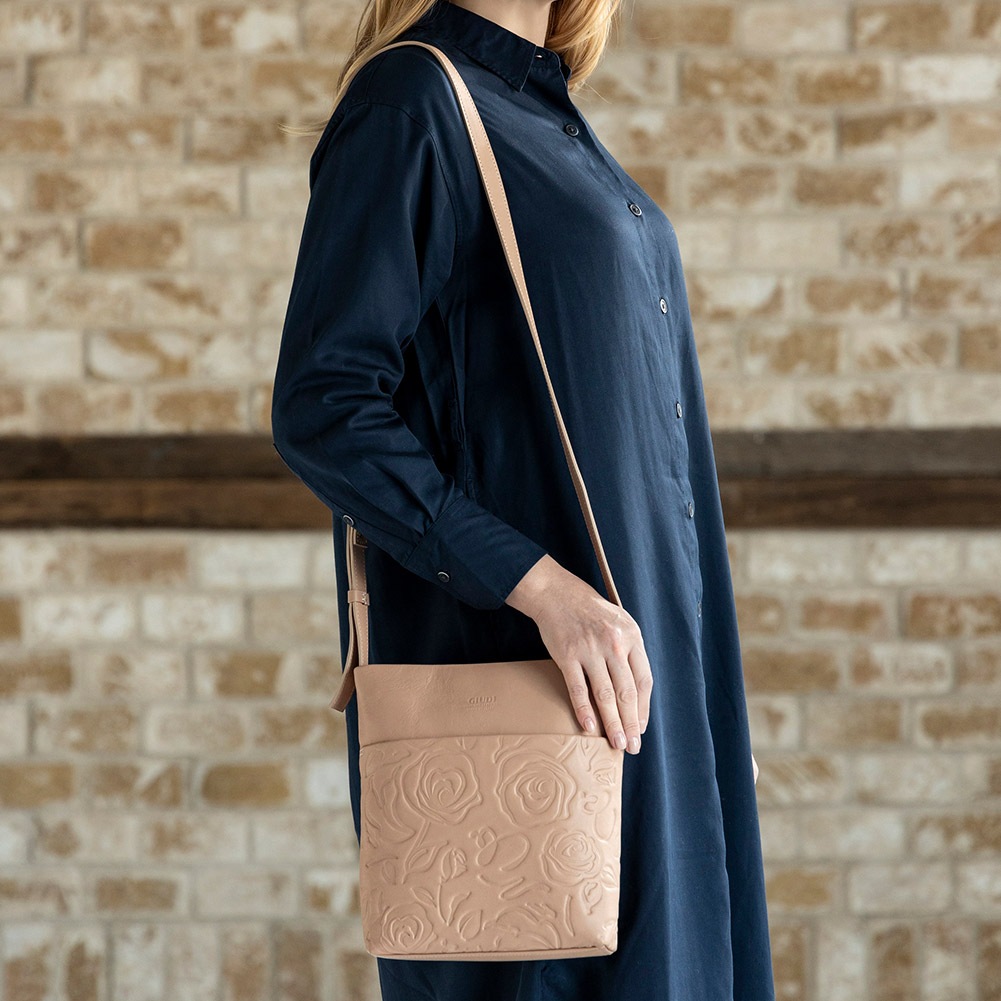 イタリア製 本革 花柄 ショルダーバッグ 肩掛け[GIUDI/ジウディ][あす