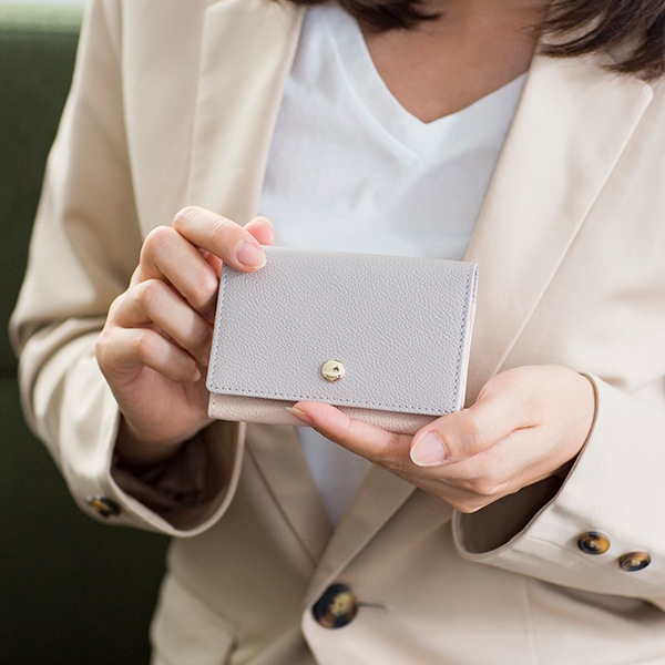 名入れ無料 名刺入れ レディース バイカラー カードケース 本革 レザー 女性用 定期入れ カード入れ カードホルダー スリム かわいい おしゃれ Chiocciola キオッチョラ As21 保証対象 カードケース 名刺入れ レザーグッズ専門店glencheck グレンチェック