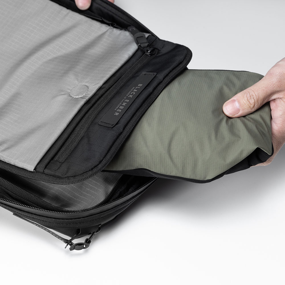 バッグ Black ember CITADEL 18L CITADEL18 7223017 バックパック 18L リュックサック 軽量 [BLACK