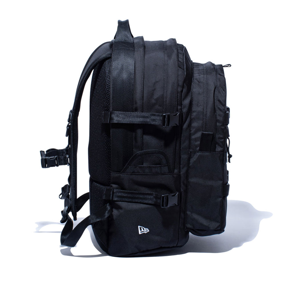 NEW ERA / ニューエラ] キャリアパック 35L プリントロゴ