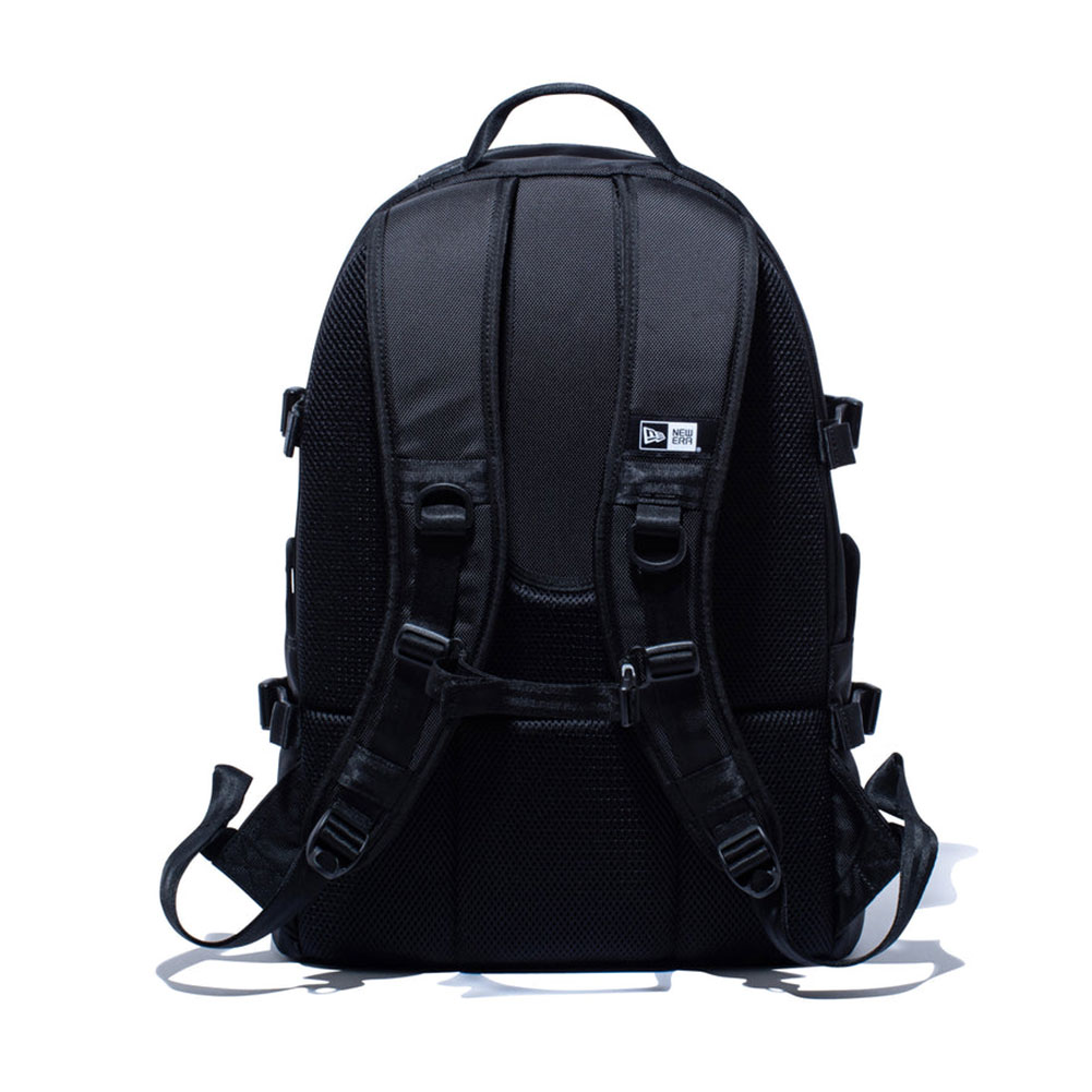 NEW ERA / ニューエラ] キャリアパック 35L プリントロゴ